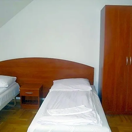 Bed & Breakfast U Joanny 3*